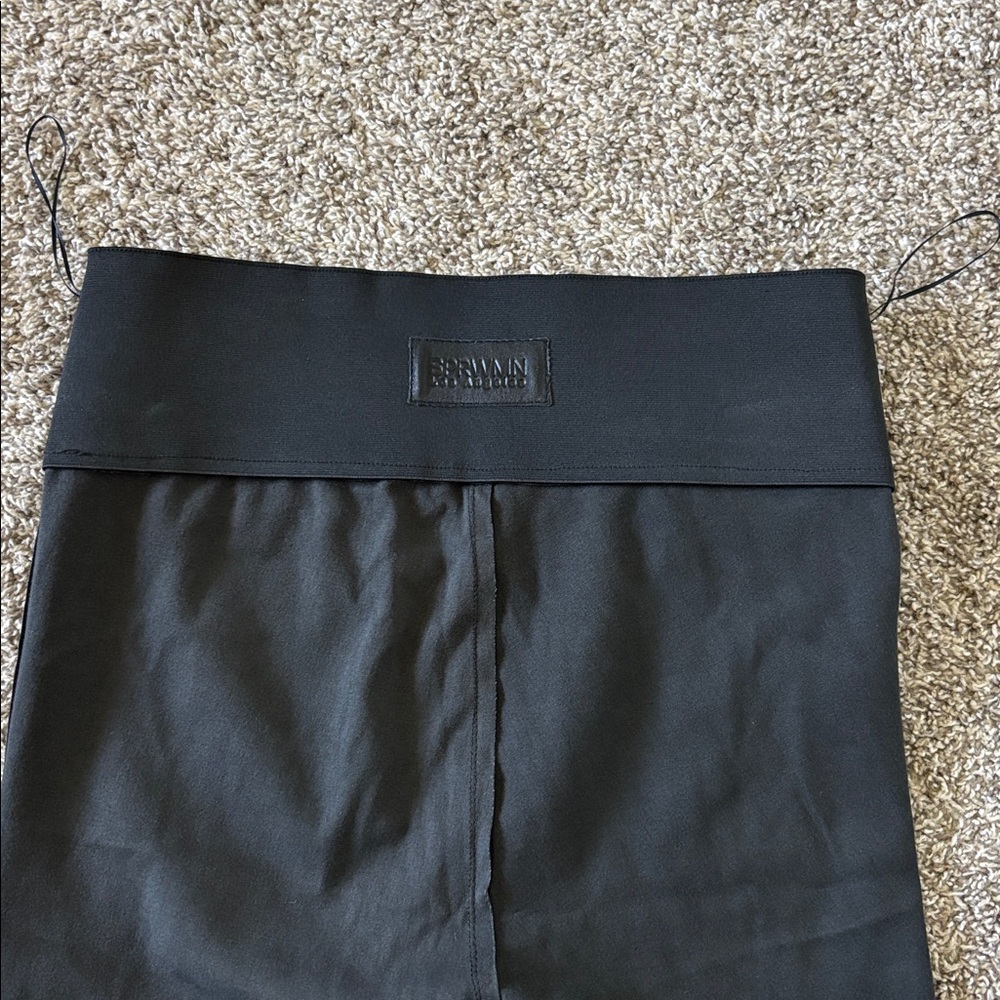 SPRWMN Luxury 100% Leather Crop Micro Flare Pants High Rise Size L - Picture 6 of 16